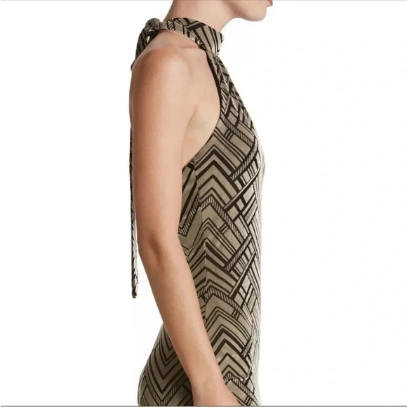 Dress the population velour halter mini dress - Picture 3 of 12